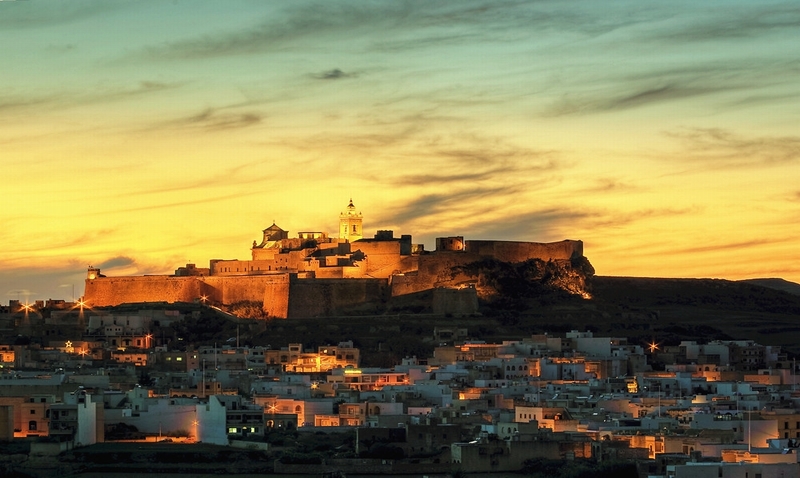 马耳他欧盟护照(图1) 马耳他欧盟护照(图1)