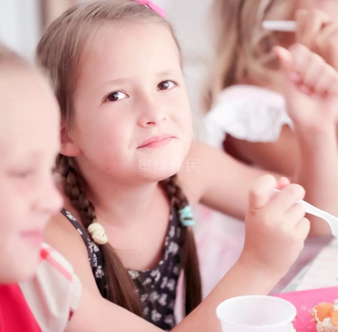 为了保护我的小孩,我带她到了欧洲的马耳他(图2) 为了保护我的小孩,我带她到了欧洲的马耳他(图2)